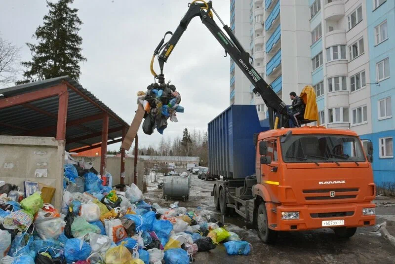 Вывоз бытового мусора в Чите с погрузкой в октябре